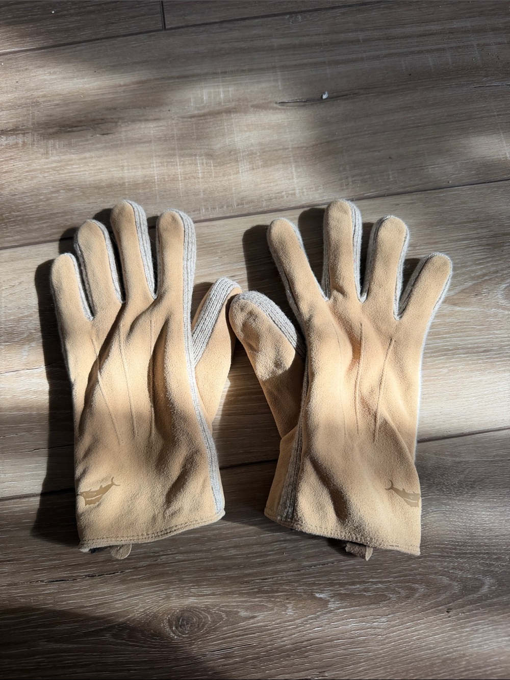 Men's Gloves in Tan - Durable Suede-Look Comfort